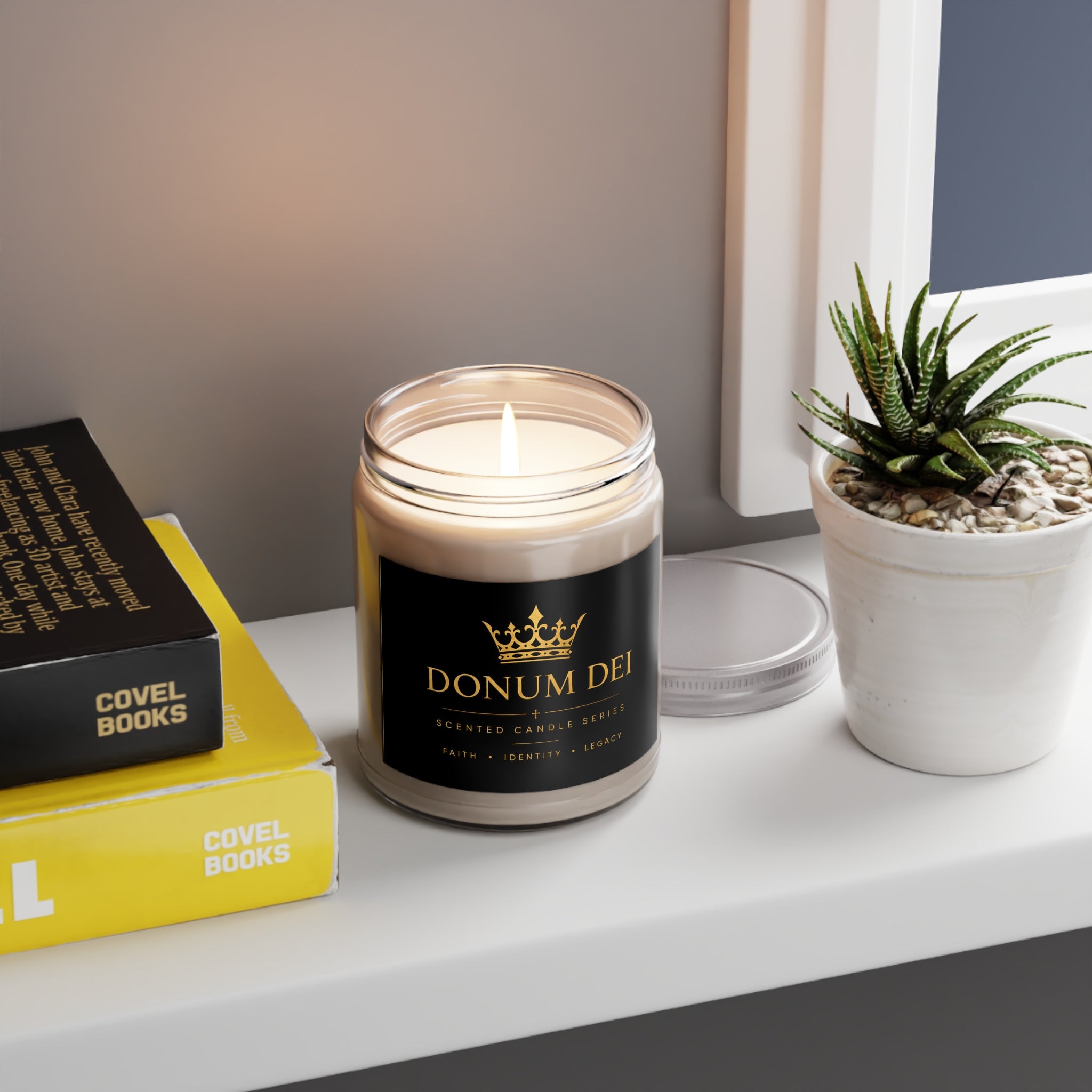 Donum Dei 9oz Scented Soy Candle — Luxurious Crown Label