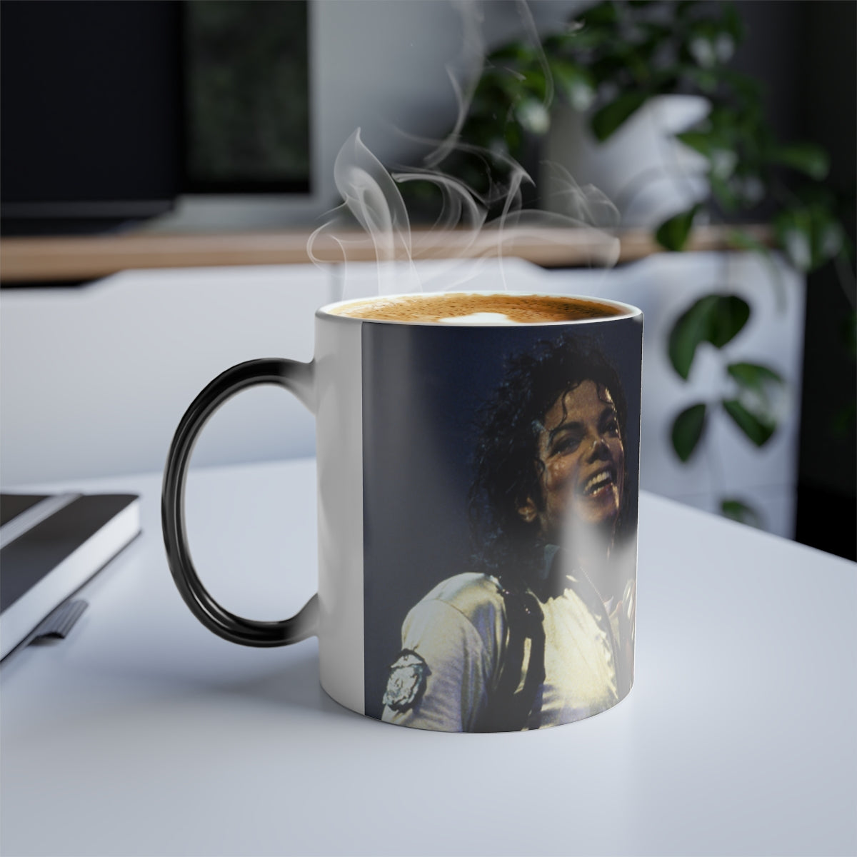 Color-Changing 11oz Memoir Photo Mug — Vintage PoP) King Stage Design